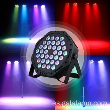 Luz de fiesta con una lámpara de escenario de atmósfera de discoteca